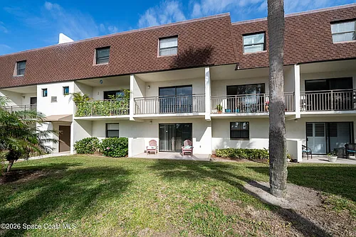 180 Paradise Blvd #18015 Photo 1