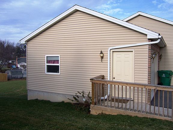 Side Garage