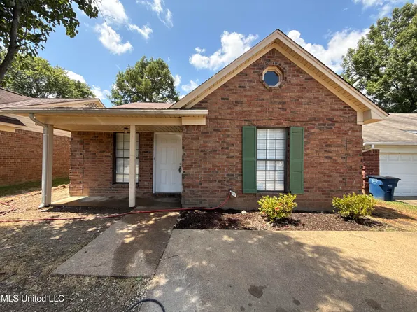 9745 Riggan Dr, Olive Branch, MS 38654