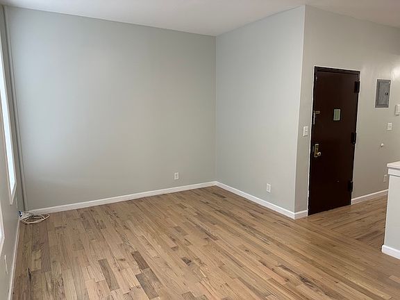 4th image of 750 Putnam Ave Floor 2