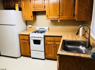 88 Trinity St #2, Newton, NJ 07860