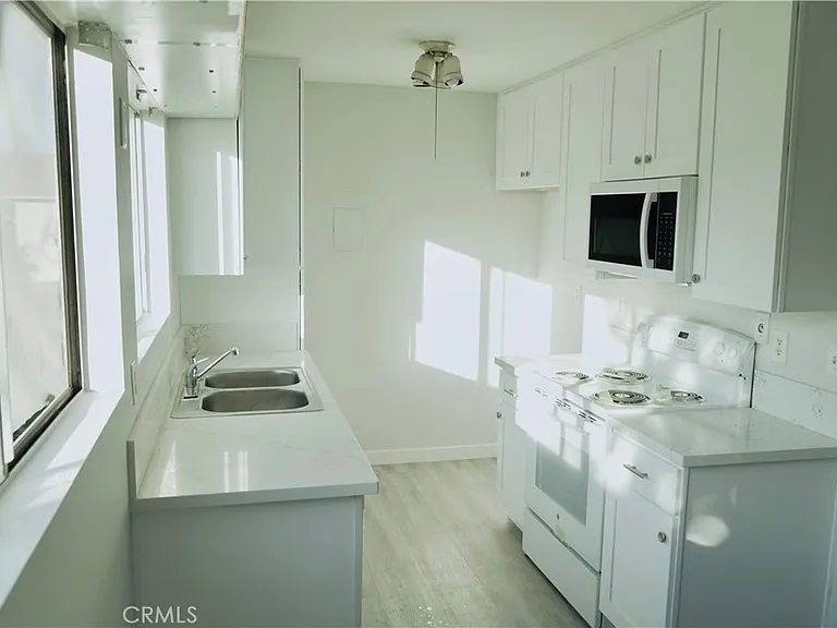 23232 Orange Ave #2 — Photo 6