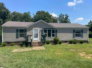 157 Foothills Trl, Gray Court, SC 29645