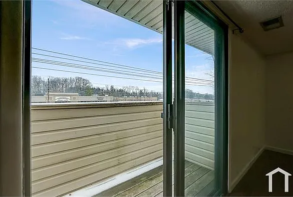 12415 Hickory Tree Way #L — Photo 13