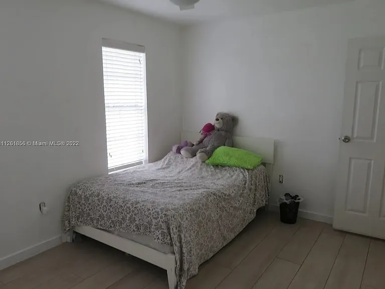 8660 Beekman Dr — Photo 5
