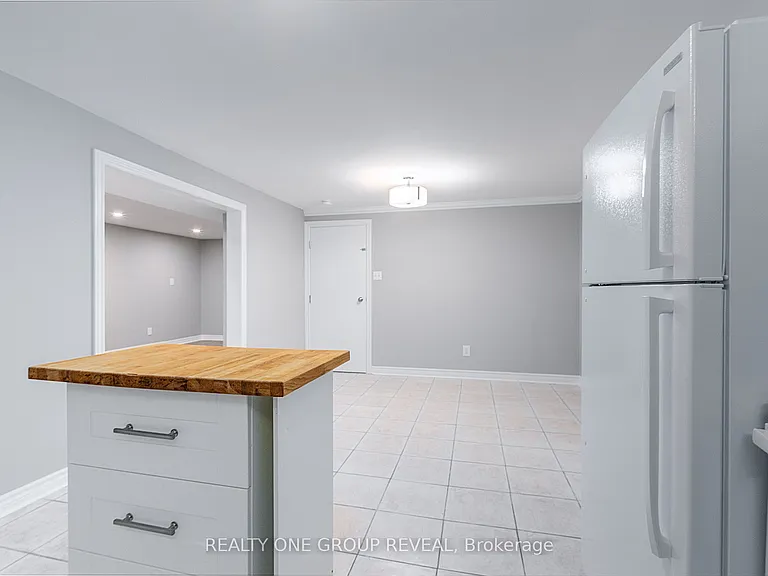 48 Patrick Dr — Photo 16