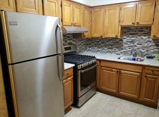 31-20 47th St #3, Astoria, NY 11103