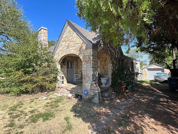 3rd image of 1603 NW Arlington Ave