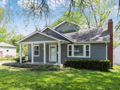 3923 W 48th St, Roeland Park, KS, 66205