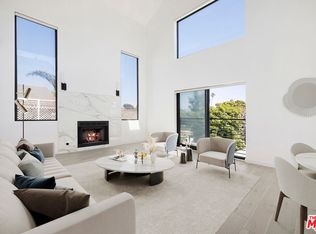 2225 4th St APT B, Santa Monica, CA 90405