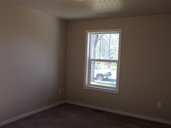 5th image of 305 South Ave