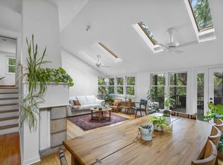 110 Vaughn Ct, Madison, WI 53705