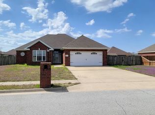 107 Greer St, Pea Ridge, AR 72751