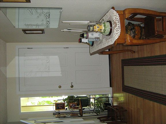 Front Entry Way