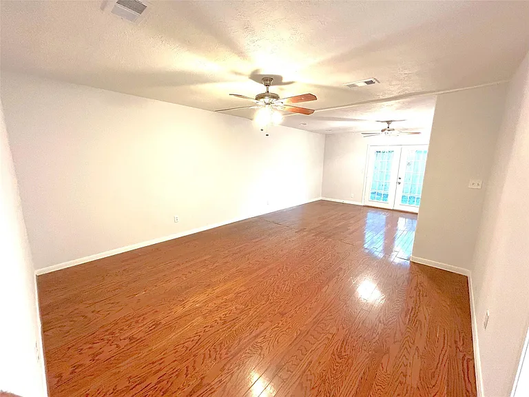 946 Sierra Shadows Dr — Photo 32