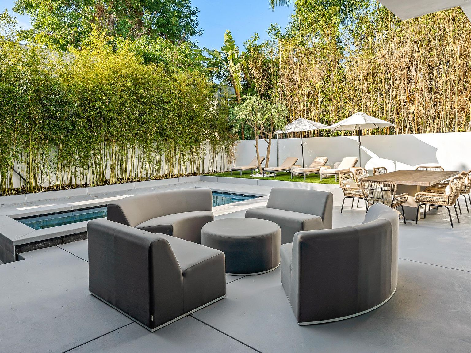 Los Angeles, CA 90048