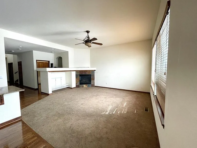 15720 Carob Cir — Photo 6