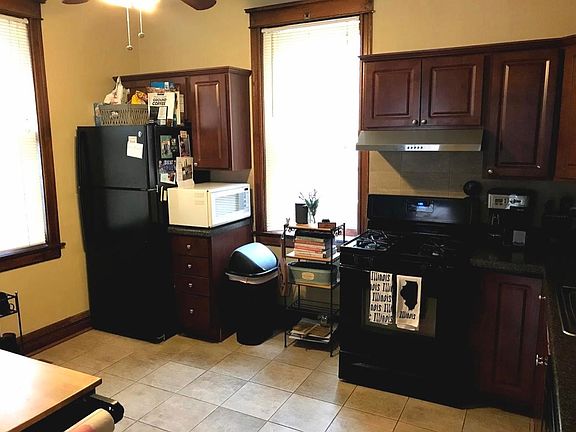 5th image of 4322 N Hoyne Ave APT 1A