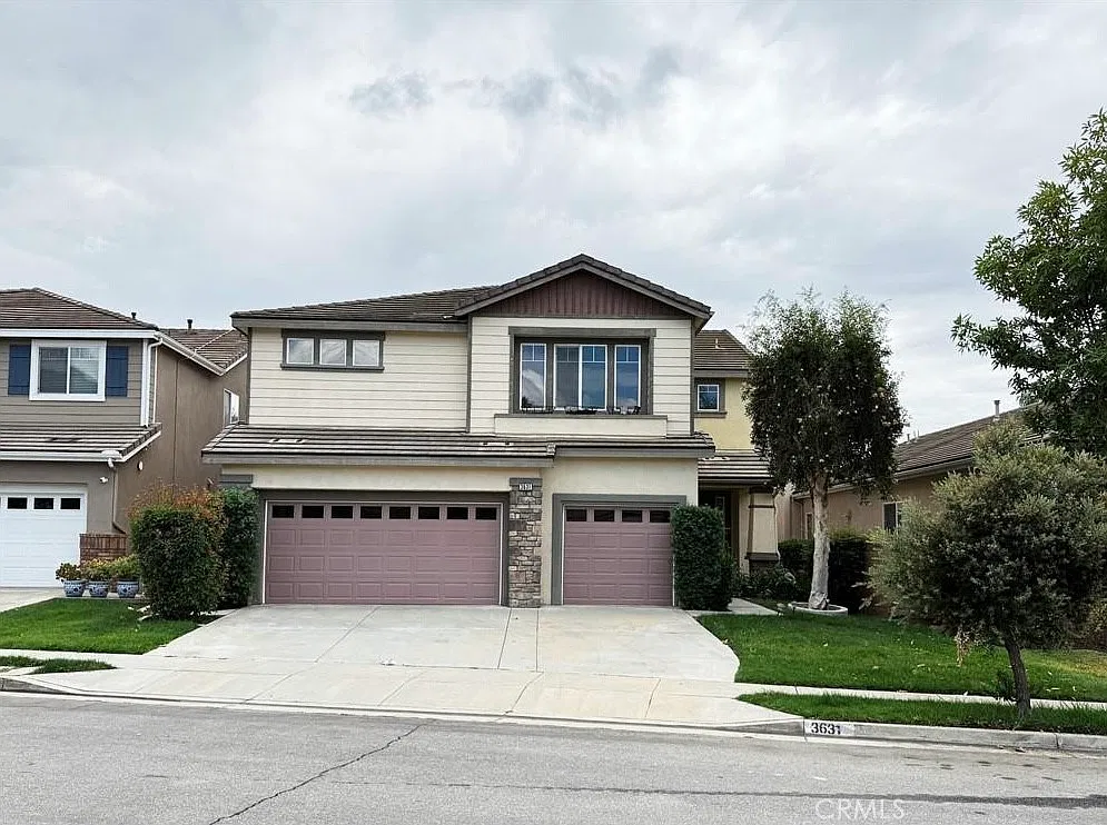 6 bed, 3316 sqft, $5,900 — Photo 1