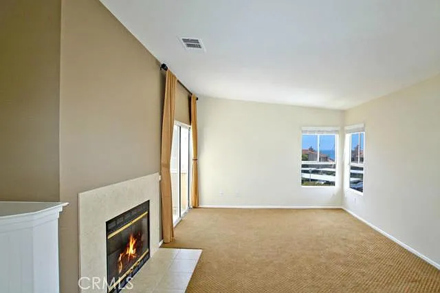 2 bed, 1200 sqft, $3,250 — Photo 3
