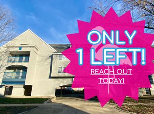 402 N Gregory St #304, Urbana, IL 61801