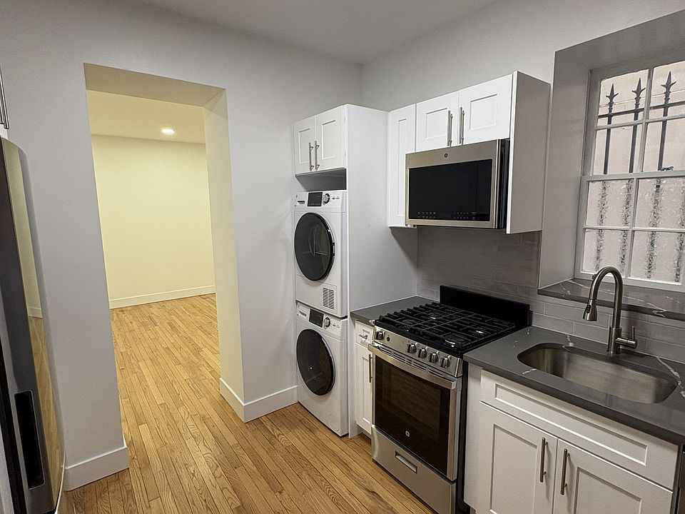 1st image of 320 E 91st St APT 1RW