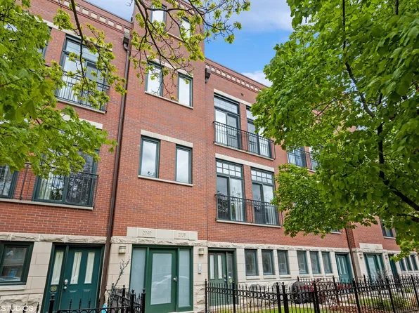2038 W Warner Ave Unit 103, Chicago, IL 60618