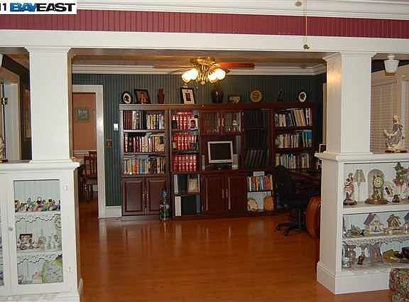 3rd image of 33747 15th St