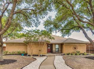 2207 Trinity Springs Dr, Carrollton, TX 75007