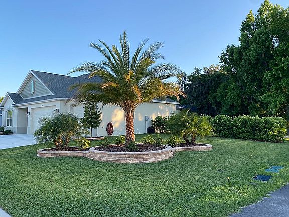 2nd image of 1058 Akin Way