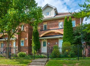 2 Hedge End Rd UNIT 12, Toronto, ON M1B5Z8