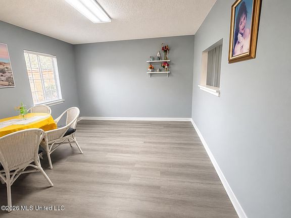 5th image of 245 McDonnell Ave #202-A
