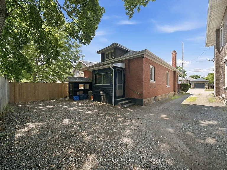 115 Saint Paul Ave — Photo 25