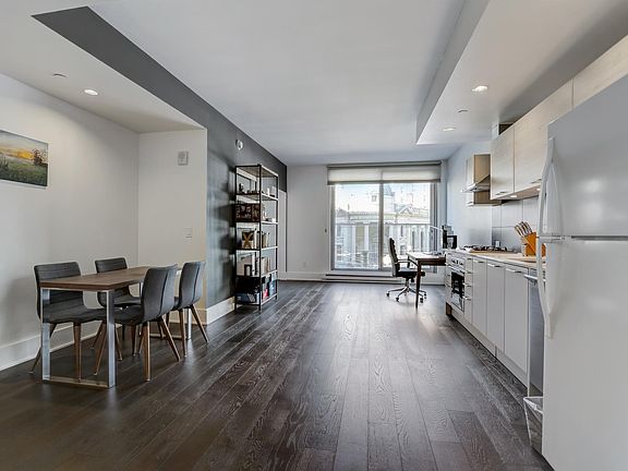 5th image of 1075 Market St Unit 306