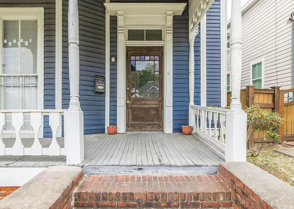 218 Orange St