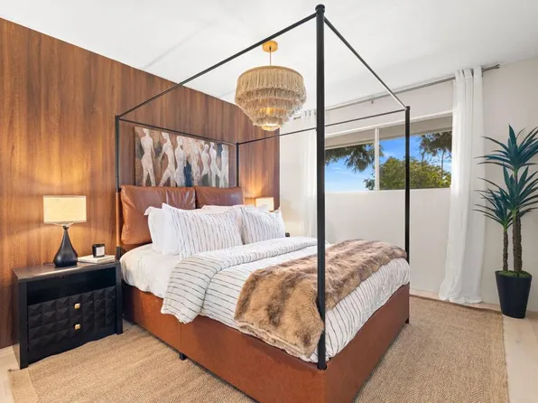 2857 N Los Felices Rd Unit 210, Palm Springs, CA 92262