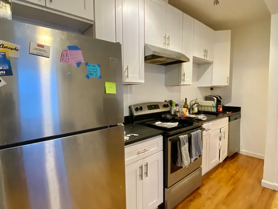 13 Higgins St #1B