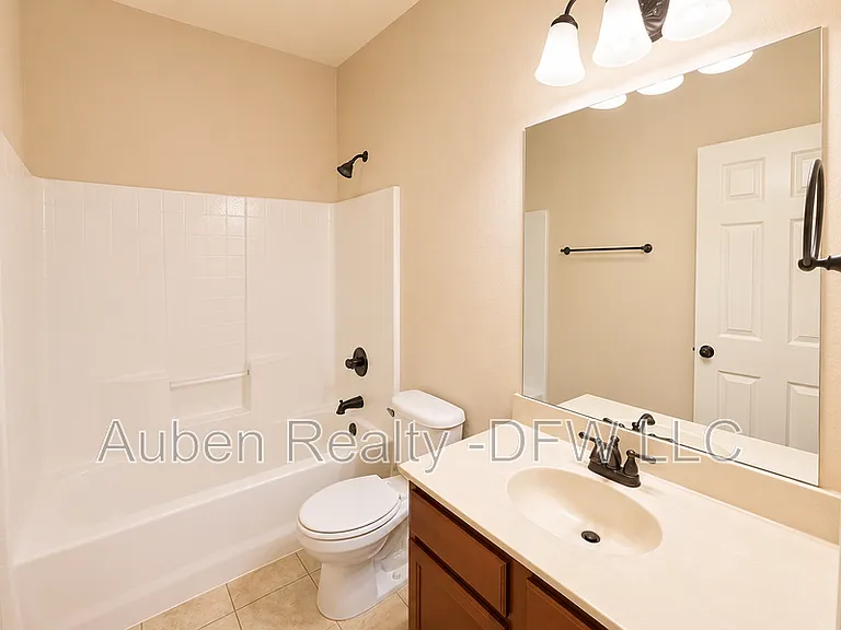 1330 Piedmont Dr — Photo 16