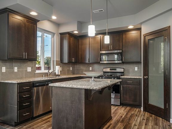 5th image of 13325 9th Ave South