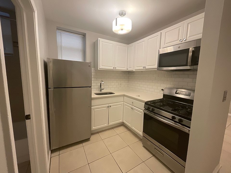1st image of 841 W Sunnyside Ave APT 2