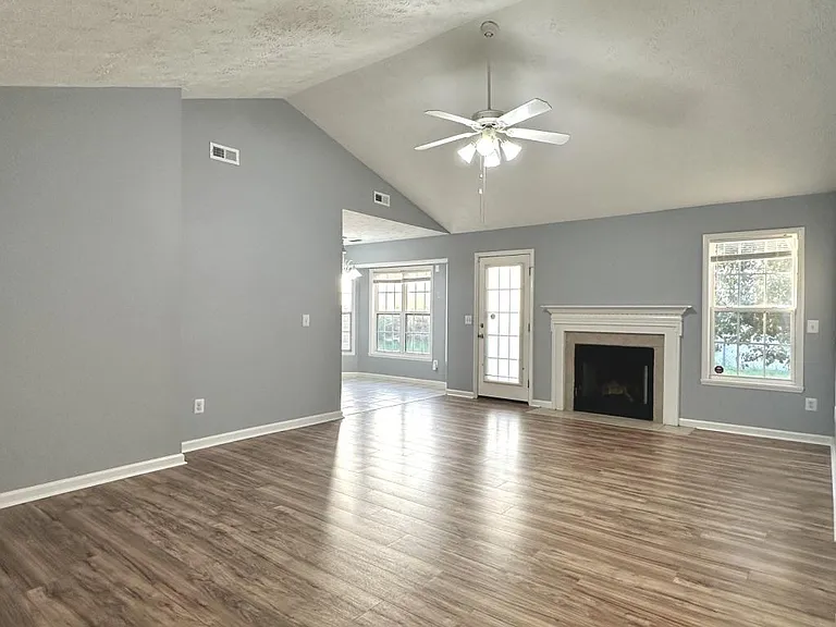 1002 Coalport Rd — Photo 5