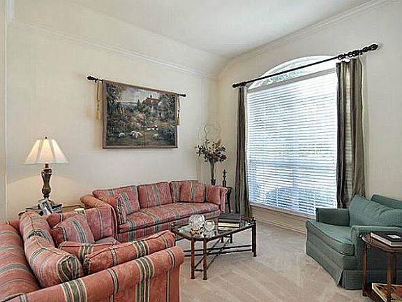 3rd image of 15806 Twin Cove Dr