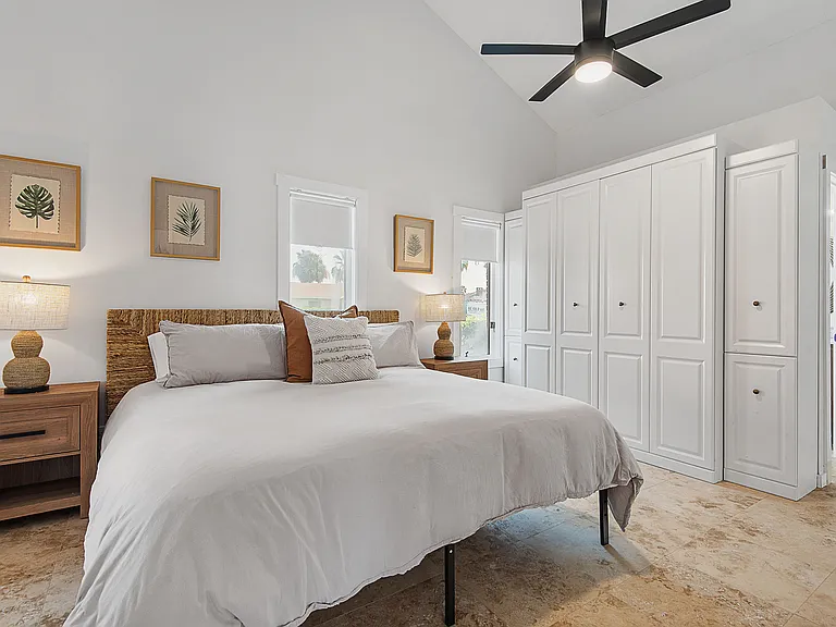 10 Castle Ct — Photo 62