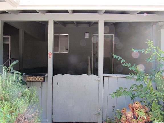 2nd image of 235 Leslie Ave