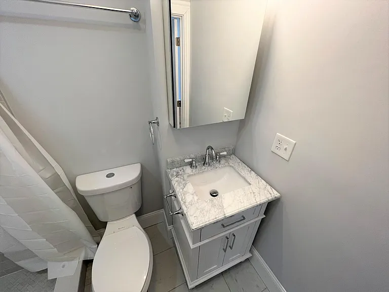 372 Oxford St #4 — Photo 17
