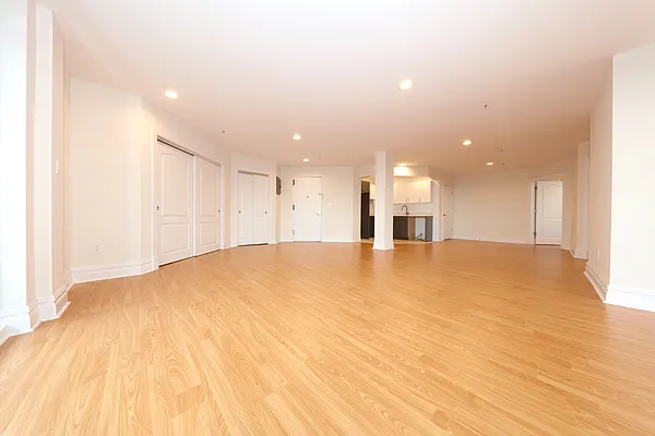 Rented by Corcoran | media 52