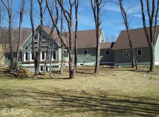 247 Cathedral Park Dr, Aurora, WV 26705