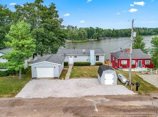 13854 Emens Dr, Hudson, MI 49247