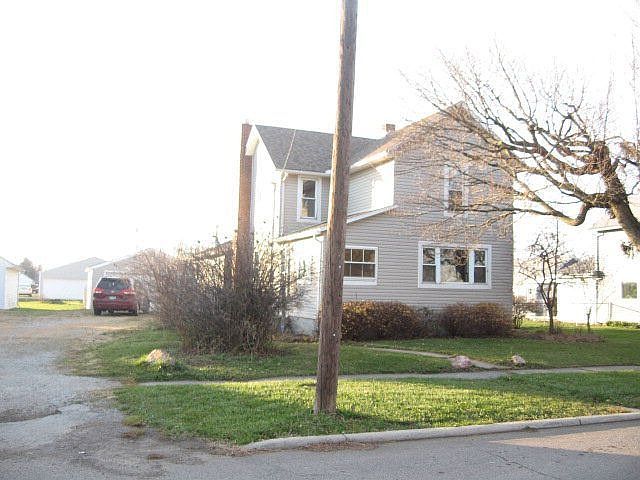 1st image of 519 Lee St