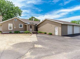 10444 Rock Ln, Roscoe, IL 61073